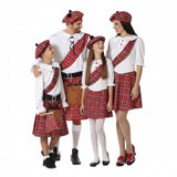 Gruppe von traditionellen Schotten