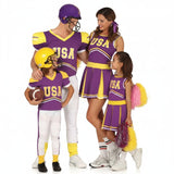 Gruppe von American Football Spieler und Cheerleader