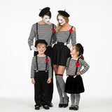 Gruppe von Clown-Mimen