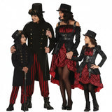Gruppe von Steampunk-Vampiren Lord und Lady