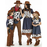 Gruppe von Jeans mit Kuhmuster