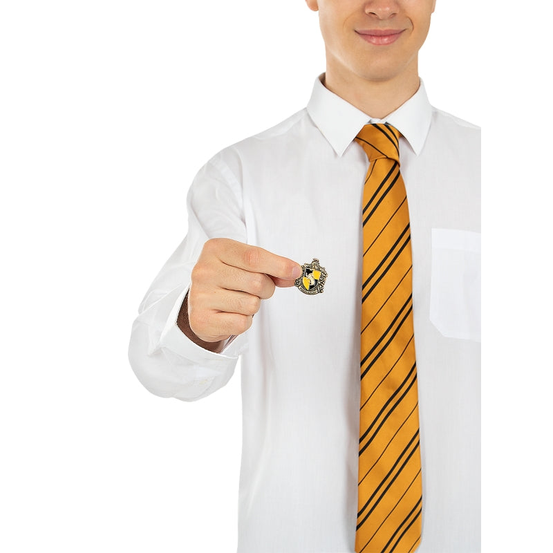 Corbata y pin Hufflepuff Harry Potter
 Detalle Bis